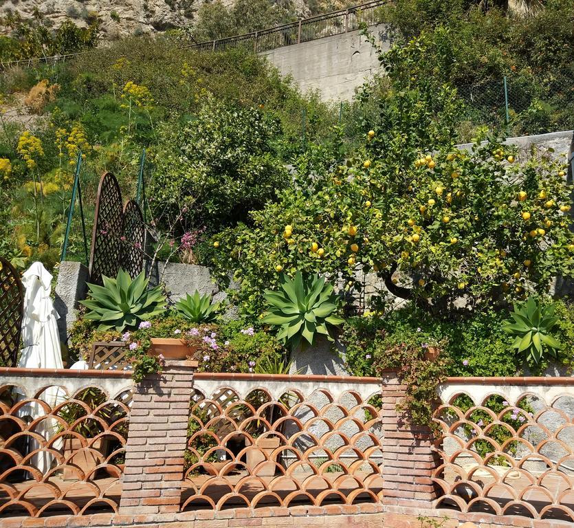 Isola Bella - Rooms Il Pescatore Taormina Luaran gambar